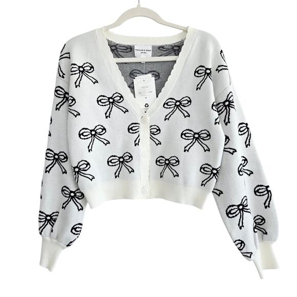 Boutique Cream Beige & Black Bow Print Cropped Cardigan Sweater Size Medium - Picture 2 of 5